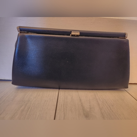 Handbags - 💙 Vintage 60's Navy Clutch💙